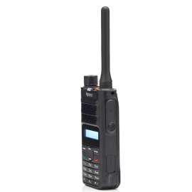 Hytera AP585 UHF